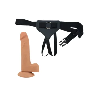 Arnés con dildo realista